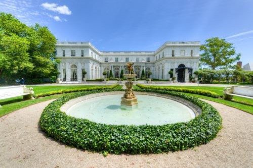 Photo of opulent Newport mansion